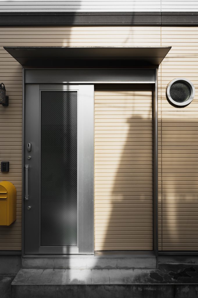 Les Portes Blindées Intelligentes : Sécurité et Technologie au Service de Votre Tranquillité